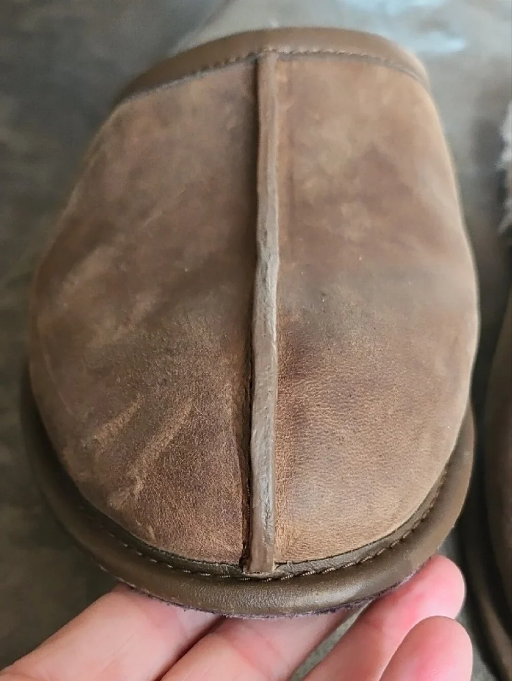 UGG Scuff Men's Brown Leather Shearling-Lined Slip-On Mule Slippers 8